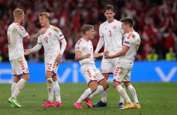 فوز مذهل للدنمارك على روسيا