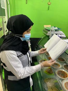 البحرين : مخالفة 30 مطعم ومقهى للإجراءات الوقائية