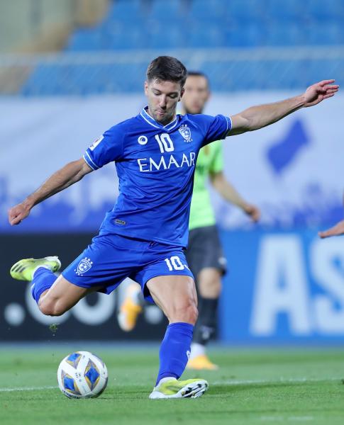 النصر والهلال.. على أراضٍ محايدة