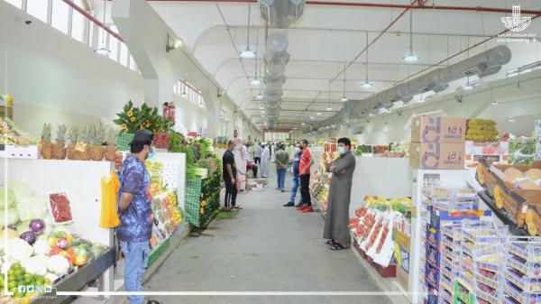 تكثيف أعمال التطوير في سوق الخضار المركزي بالدمام