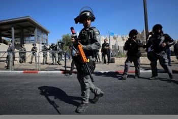 الحكومة الفلسطينية: الاحتلال ينفذ مخططات سرقة الأراضي 