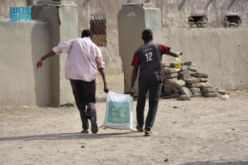 توزيع 2,670 سلة غذائية للأسر الأكثر احتياجًا في السودان