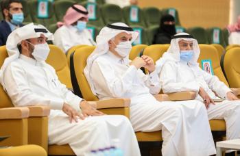 وزير البيئة : نحرص إلى استدامة وجودة قطاع المياه وتزويده بالتقنية