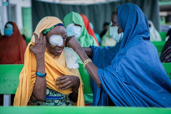 400 عملية جراحية لمرضى العيون بنيجيريا
