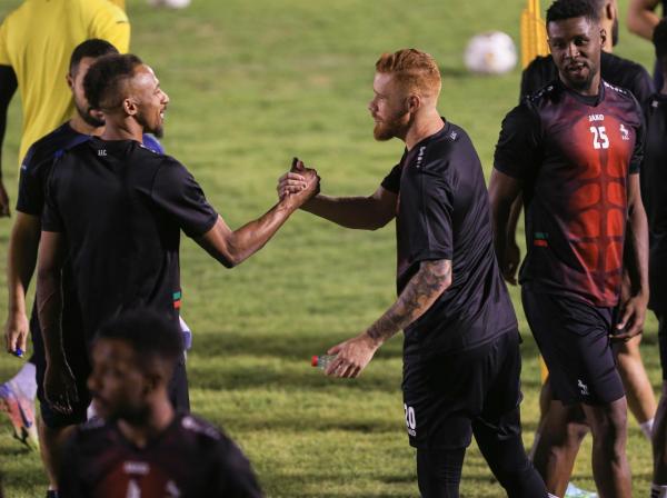 انتظام دي سوزا في تدريبات الاتفاق