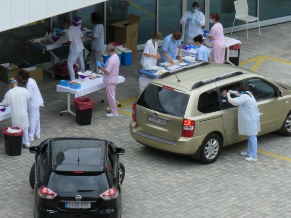 «دلتا» تستهدف الشباب في إسبانيا