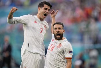 إسبانيا vsإيطاليا..البقاء للأقوى