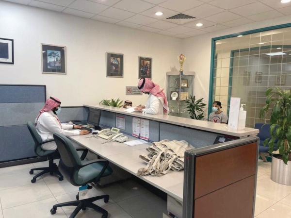 «الوظيفة الثابتة» تقي الفقر لكنها تعوق الغنى