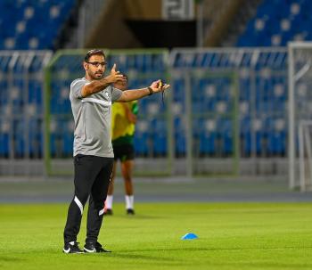 صقرا يتأهبون في رومانيا للأولمبياد22