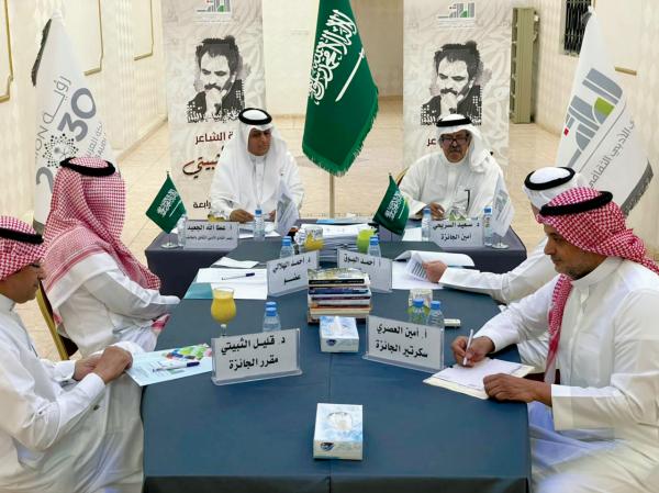 86 مشاركة محلية وعربية في «الثبيتي» للإبداع
