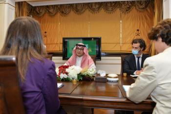 «بخاري» يبحث مستجدات الأحداث مع سفيرتي أمريكا وفرنسا في لبنان