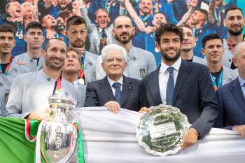 استقبال رئاسي وجماهيري للمنتخب الإيطالي
