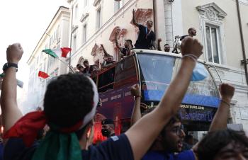 استقبال رئاسي وجماهيري للمنتخب الإيطالي