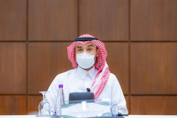 وزير الرياضة يستمع لملاحظات رؤساء الأندية
