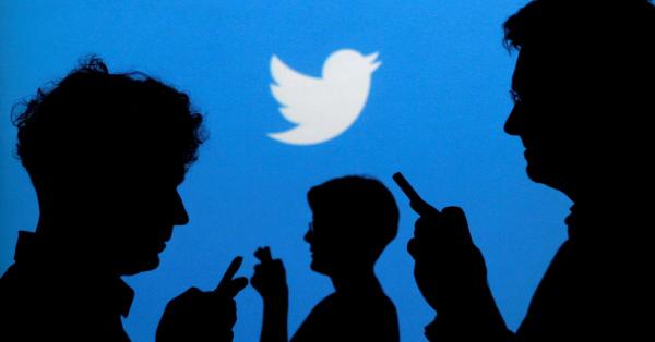 حكومات تطالب 'تويتر' بحذف محتويات ينشرها صحفيون