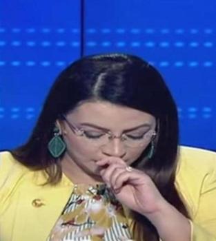 نوبة سعال على الهواء