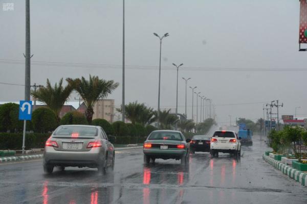 أمطا رعدية ورياح على 7 مناطق