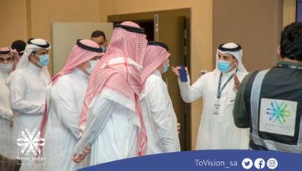 «القصبي» يطلع على سير العمليات التشغيلية بـ«إعلامي الحج»