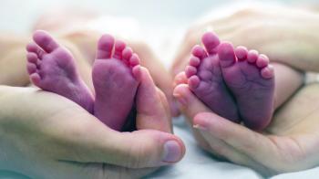 «قيصرية» ناجحة لجنينين من أم «متوفاة»