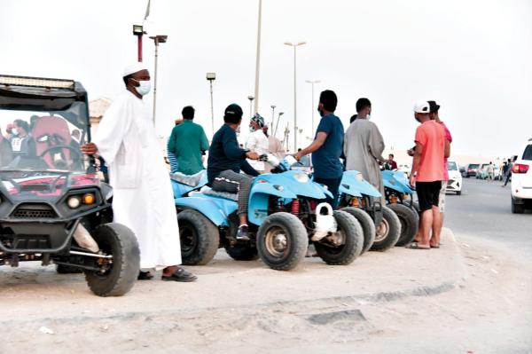 الدبابات المخالفة.. خطر متحرك في «نصف القمر»