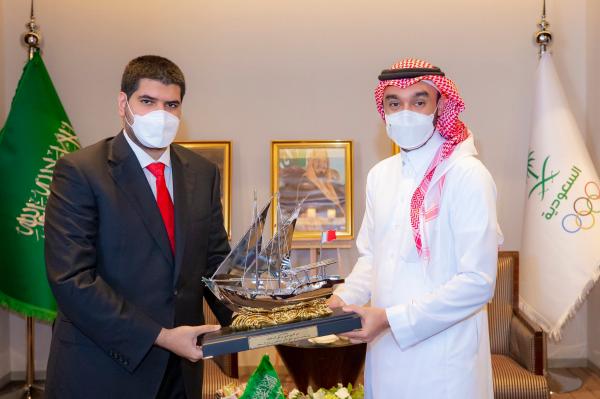 سمو الرئيس يستقبل «آل خليفة»