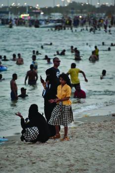«الهافمون».. ازدحامات وتهاون