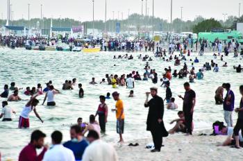 «الهافمون».. ازدحامات وتهاون