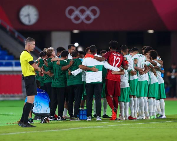 الحزن يسيطرعلى العشاق