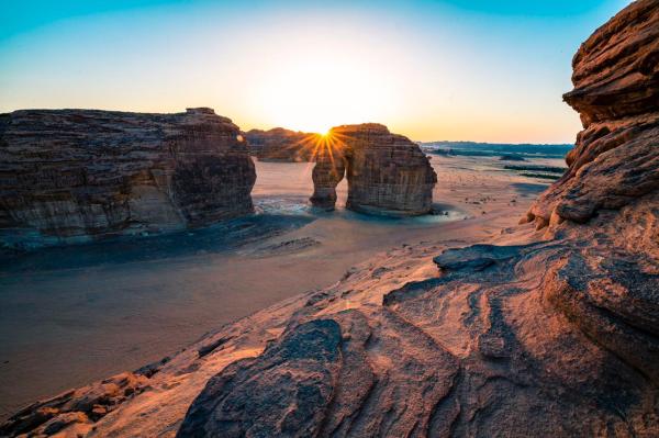 السياحة تجني ثمار التطوير.. وتتطلع إلى 100 مليون زائر سنوياً