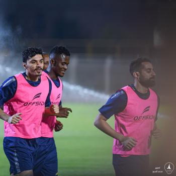 الخليج يضم حدادي والمهيني