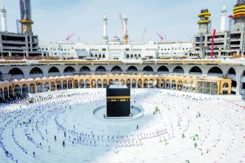 إلزامية تأمين شامل «30 يوما» لمعتمري الخارج