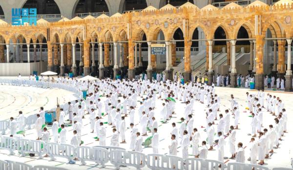 المسجد الحرام.. أجواء روحانية والتزام