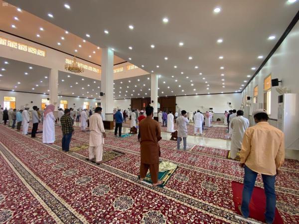 إعادة افتتاح 10 مساجد بعد تعقيمها في 4 مناطق