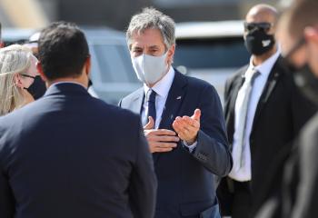 «مواجهة جماعية».. رد أمريكي على «إرهاب الملالي البحري»