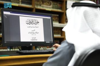 «مكتبة المسجد النبوي».. منارة للعلم بمدينة المصطفى