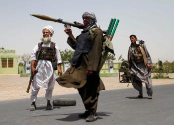 5 قتلى في انفجار بمحيط منزل وزير الدفاع في أفغانستان