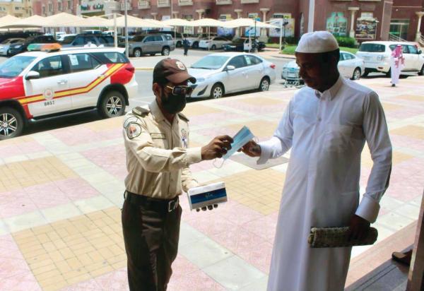 حملات توعية لقاصدي مساجد الجبيل الصناعية