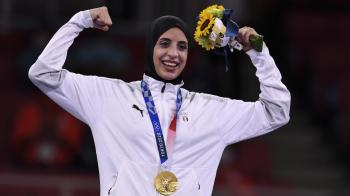 فريال أشرف تتألق في منافسات الكاراتيه وتحصد أول ذهبية لمصر