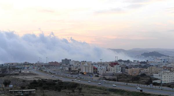 «عسير».. برودة الأجواء تتحدى حر الصيف
