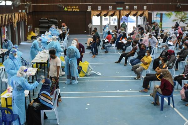 21 ألفا و468 إصابة جديدة بكورونا في ماليزيا 