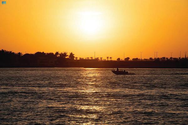 «خليج أبحر».. وجهة ساحرة لإجازة صيفية مميزة