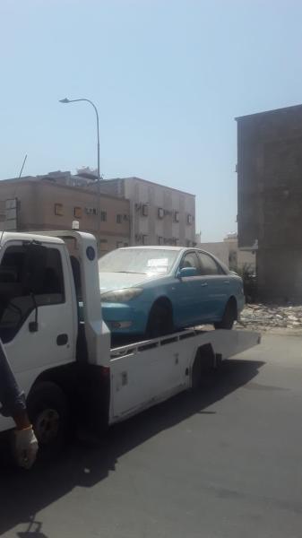 رفع 66 سيارة تالفة من شوارع الخبر