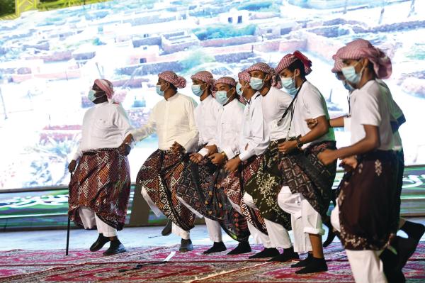 «فرسان».. «العاصف» يحيي الموروثات الثقافية الاجتماعية