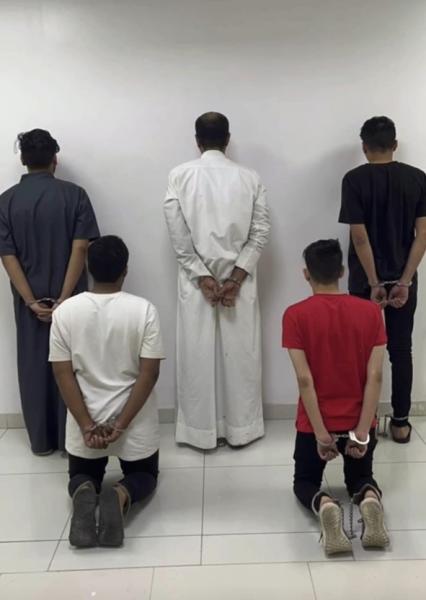 الرياض.. عصابة «النصب الإلكترونى» في قبضة الشرطة