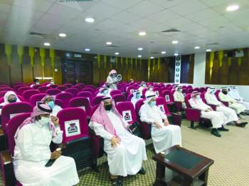 زراعة 698 ألف شتلة «مانجروف» على سواحل الشرقية
