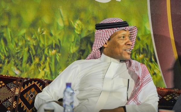 الدعيع يزور تدريبات الطائي