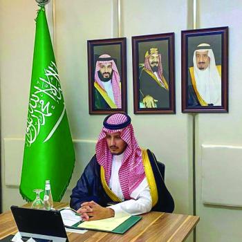 أمير الشرقية يوجه الجهات الحكومية والمحافظين برفع عوائق المشاريع التنموية