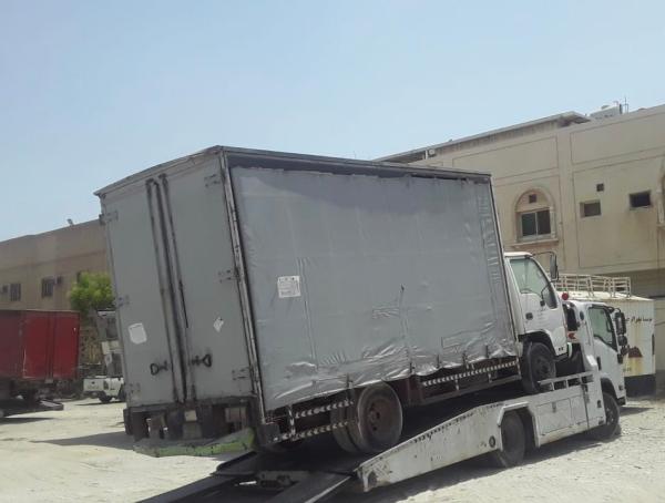 رفع 37 سيارة تالفة خلال أسبوع بالخبر
