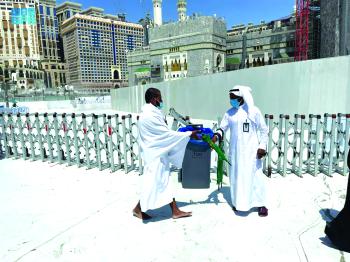 المسجد الحرام..
رعاية فائقة للمصلين والمعتمرين