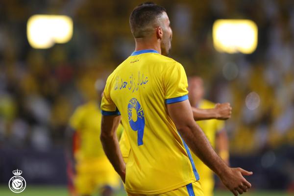 حمدالله:أحترم تعاقدي مع النصر